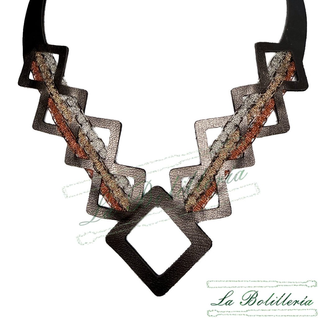 Collar Geometría Cuadrada - La Bolillería - Tu Lugar par el Arte de Los Bolillos